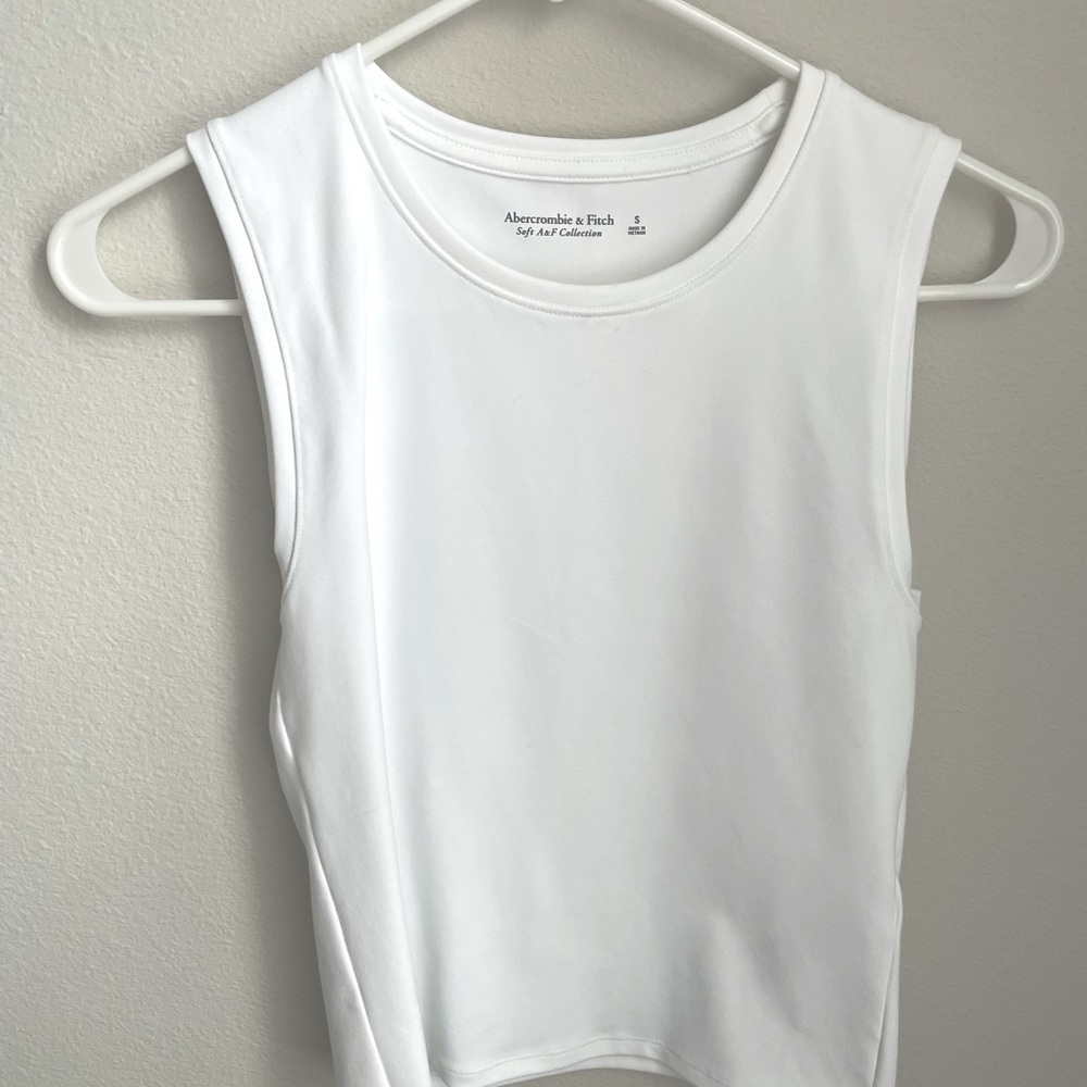 A&F cropped tank top